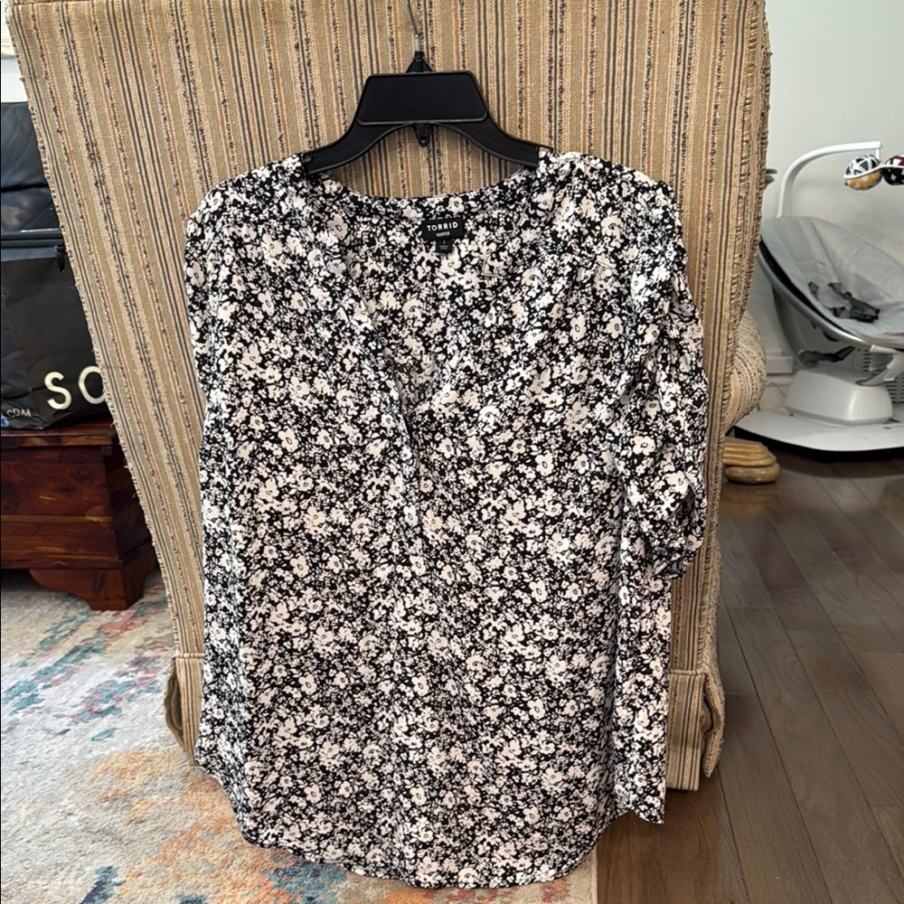 Torrid Black and White Floral Blouse